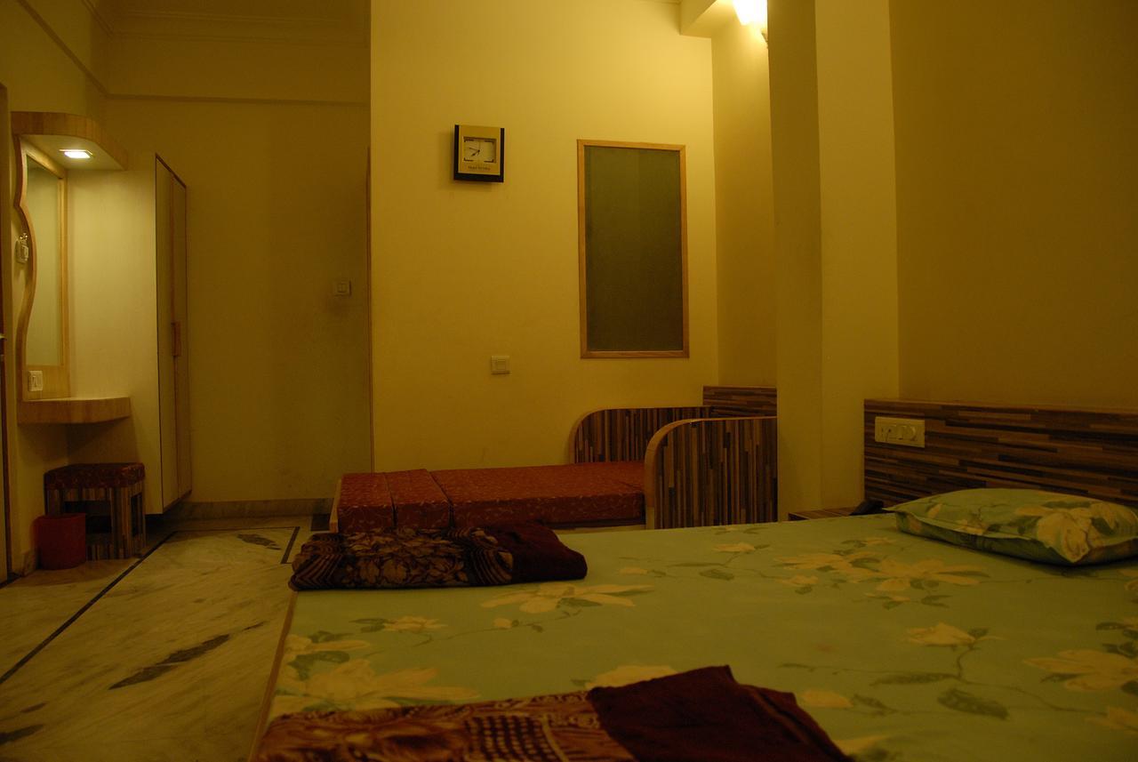 Hotel Vrinda Nāthdwāra Kültér fotó