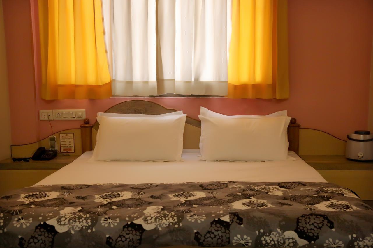 Hotel Vrinda Nāthdwāra Kültér fotó
